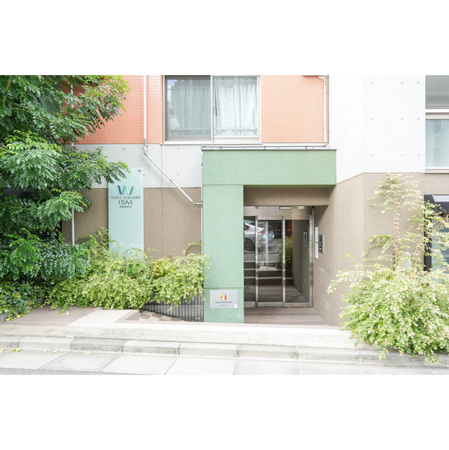 18/30 エントランス