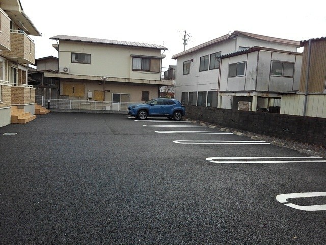 14/20 駐車場