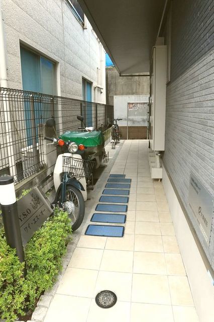 14/22 エントランス