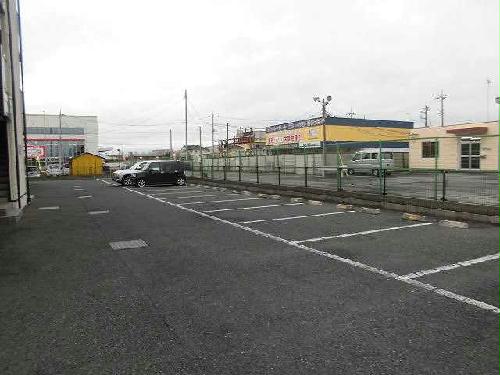 14/21 駐車場