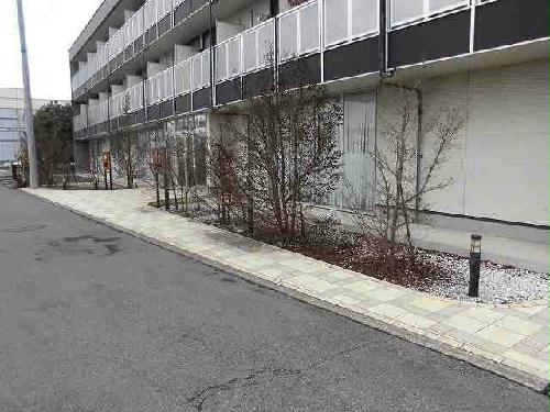 13/21 エントランス