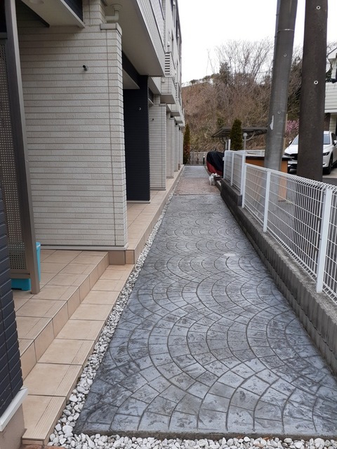 21/27 エントランス