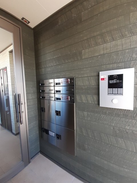 14/20 エントランス