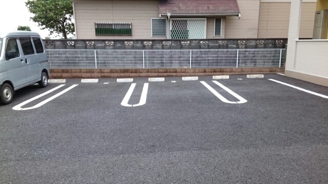 14/21 駐車場