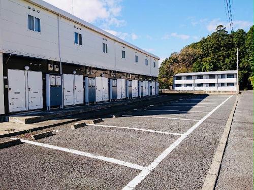 14/21 駐車場
