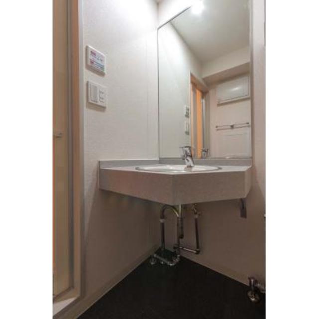 26/30 洗面
