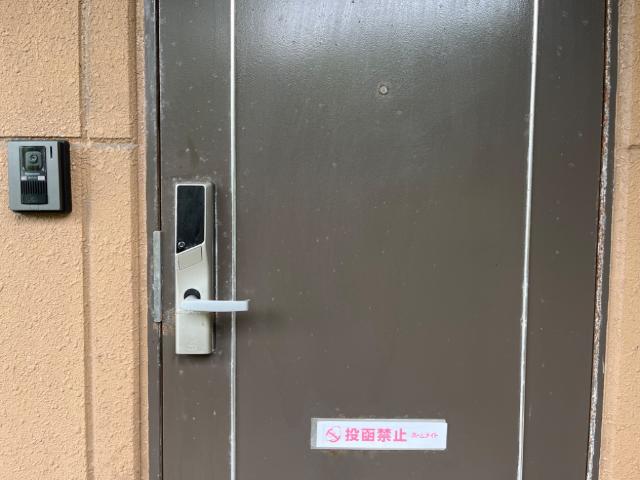 22/30 エントランス