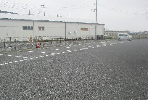 14/17 駐車場