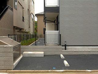 14/16 エントランス