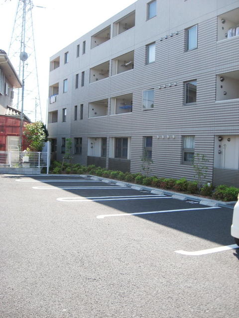 14/20 駐車場