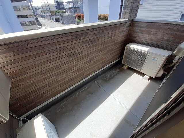 13/20 バルコニー