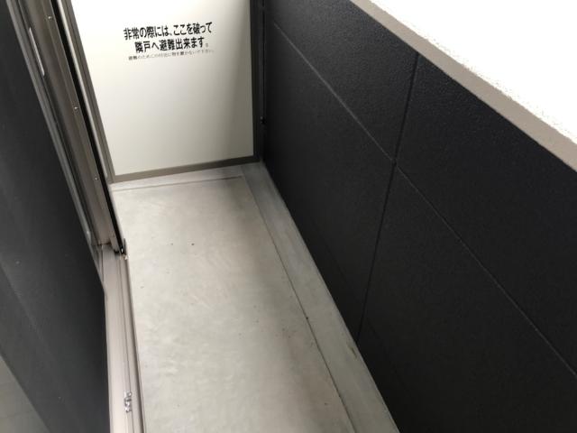 18/23 バルコニー