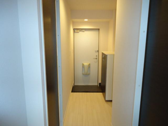 22/30 エントランス