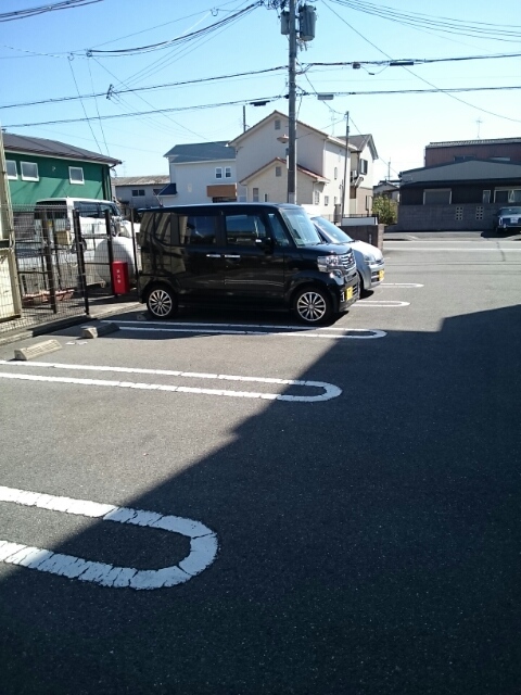 14/20 駐車場