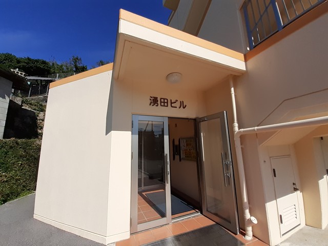 14/20 エントランス