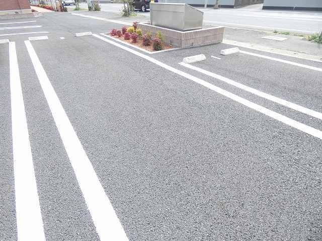 14/20 駐車場
