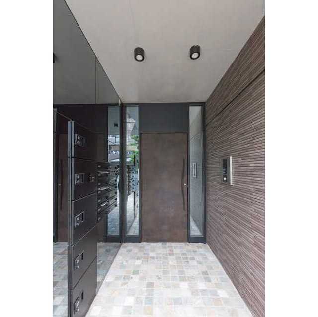 22/24 エントランス