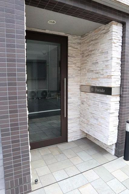 14/20 エントランス