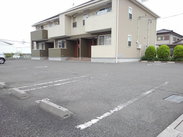 14/20 駐車場