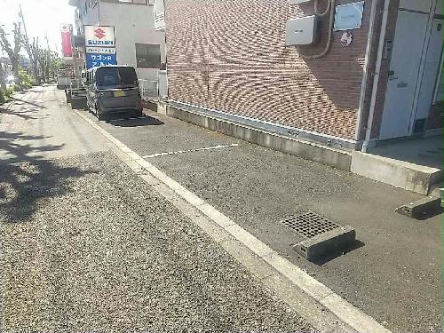 14/22 駐車場