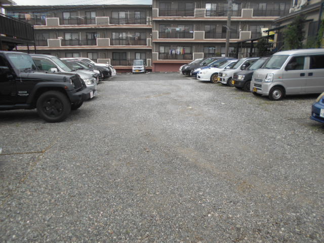4/8 駐車場