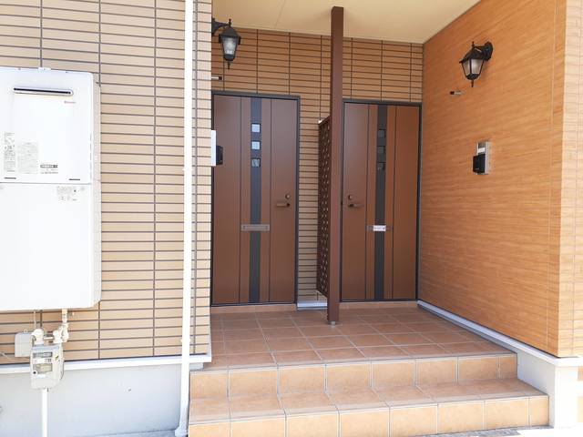 14/20 エントランス