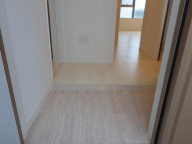 16/30 玄関