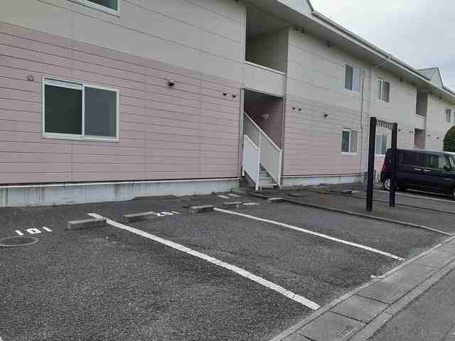 14/22 駐車場