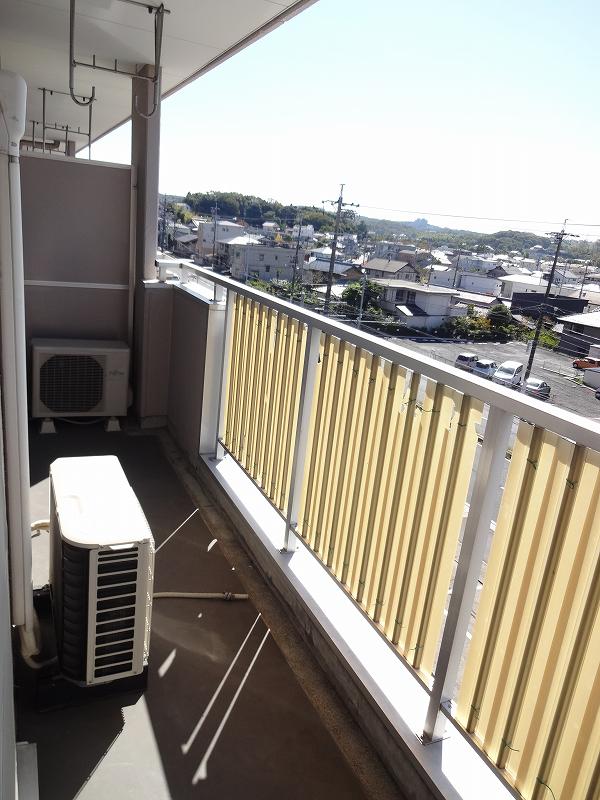 13/20 バルコニー