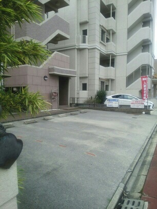 14/22 駐車場