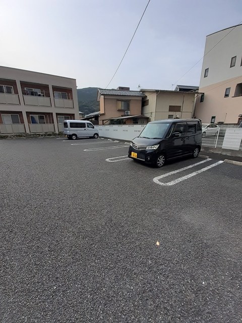 2/8 駐車場