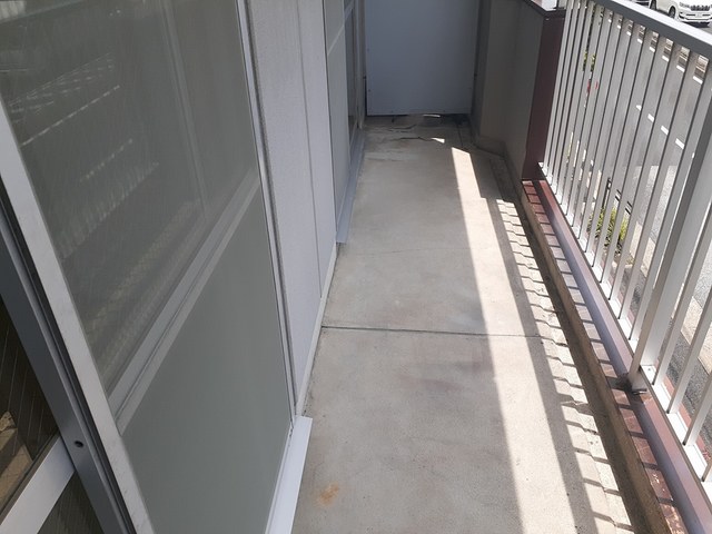 13/20 バルコニー