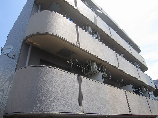 16/26 エントランス