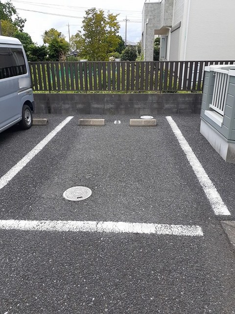 14/20 駐車場