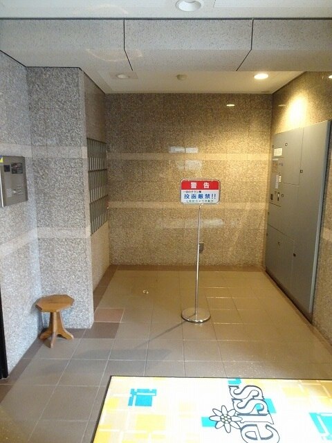 2/8 エントランス