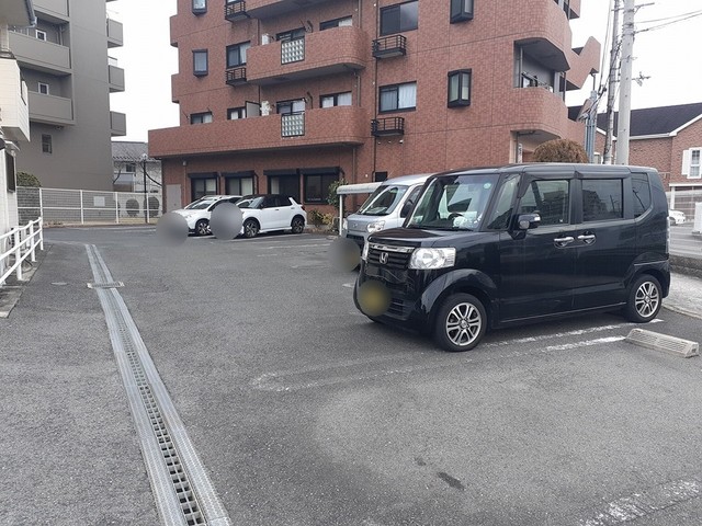 14/20 駐車場