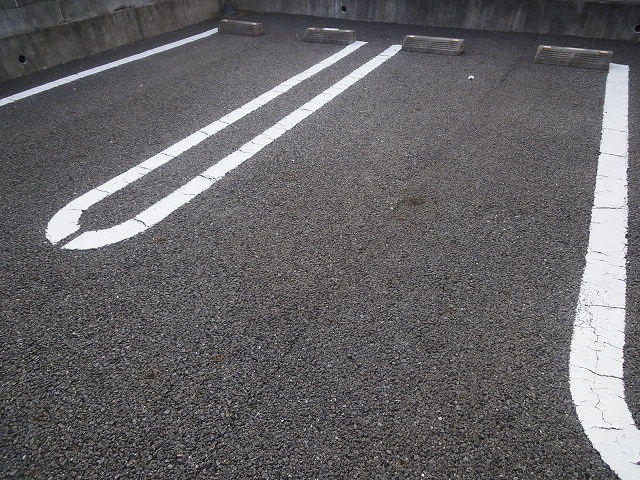 2/10 駐車場