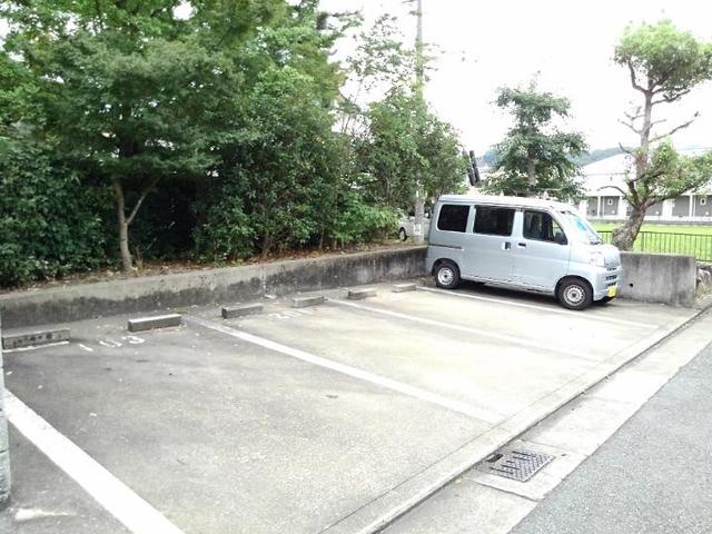 14/20 駐車場