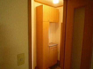 14/22 エントランス