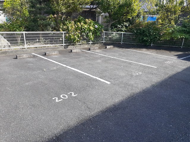 14/20 駐車場
