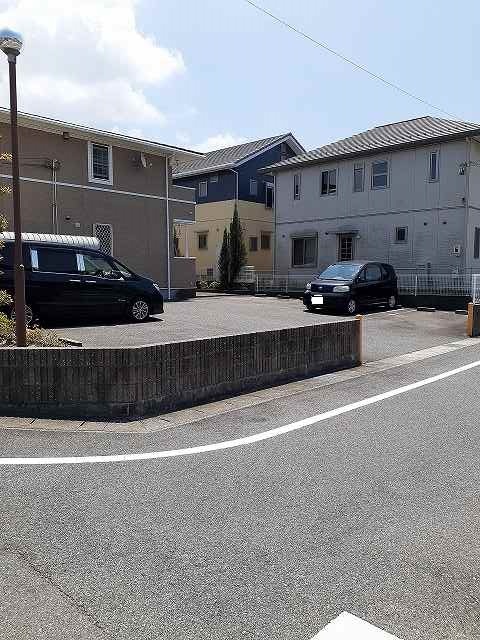 14/20 駐車場