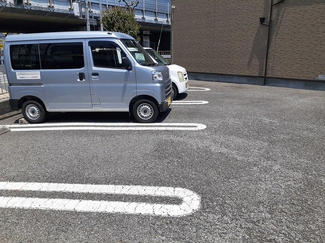 14/20 駐車場