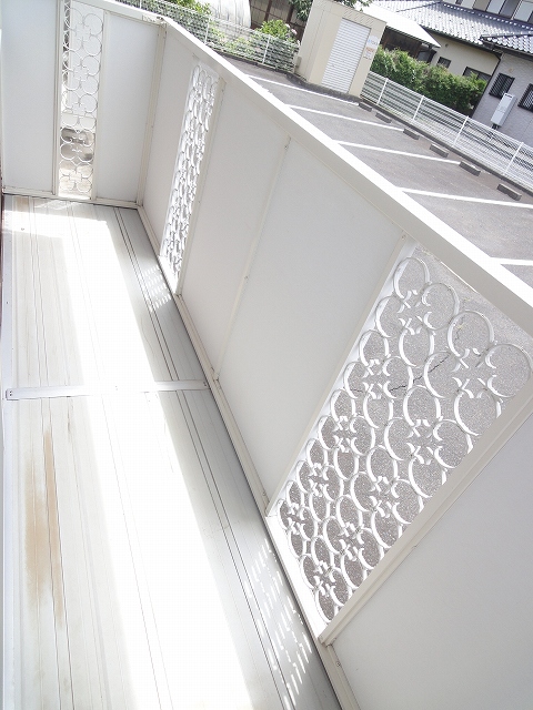 13/20 バルコニー