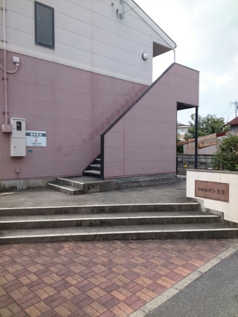 13/21 エントランス