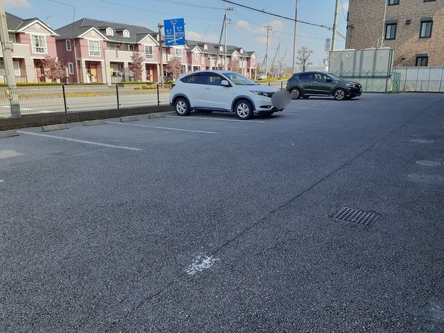 14/22 駐車場