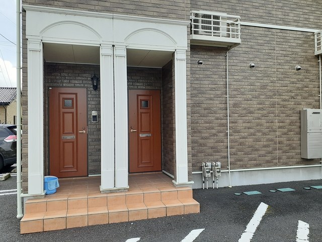 13/20 エントランス