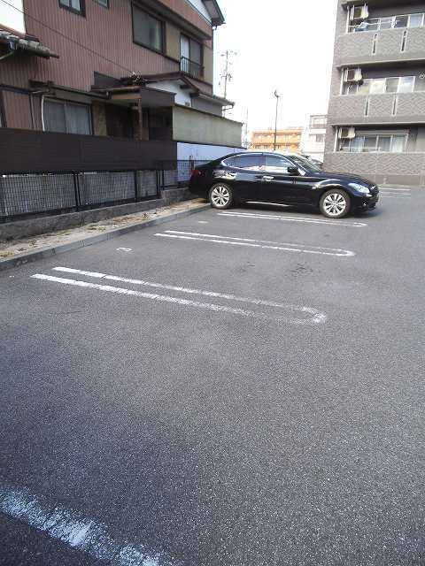 14/22 駐車場