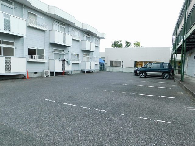 14/19 駐車場