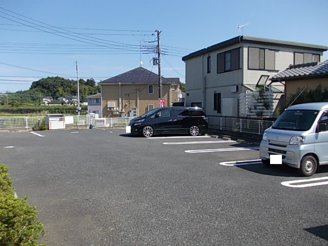 2/8 駐車場