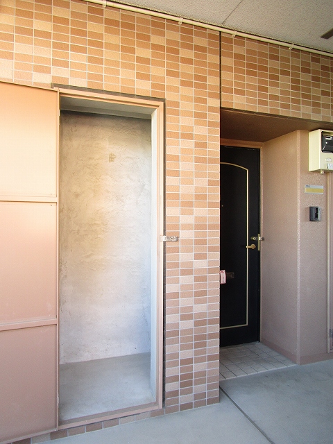 13/24 エントランス